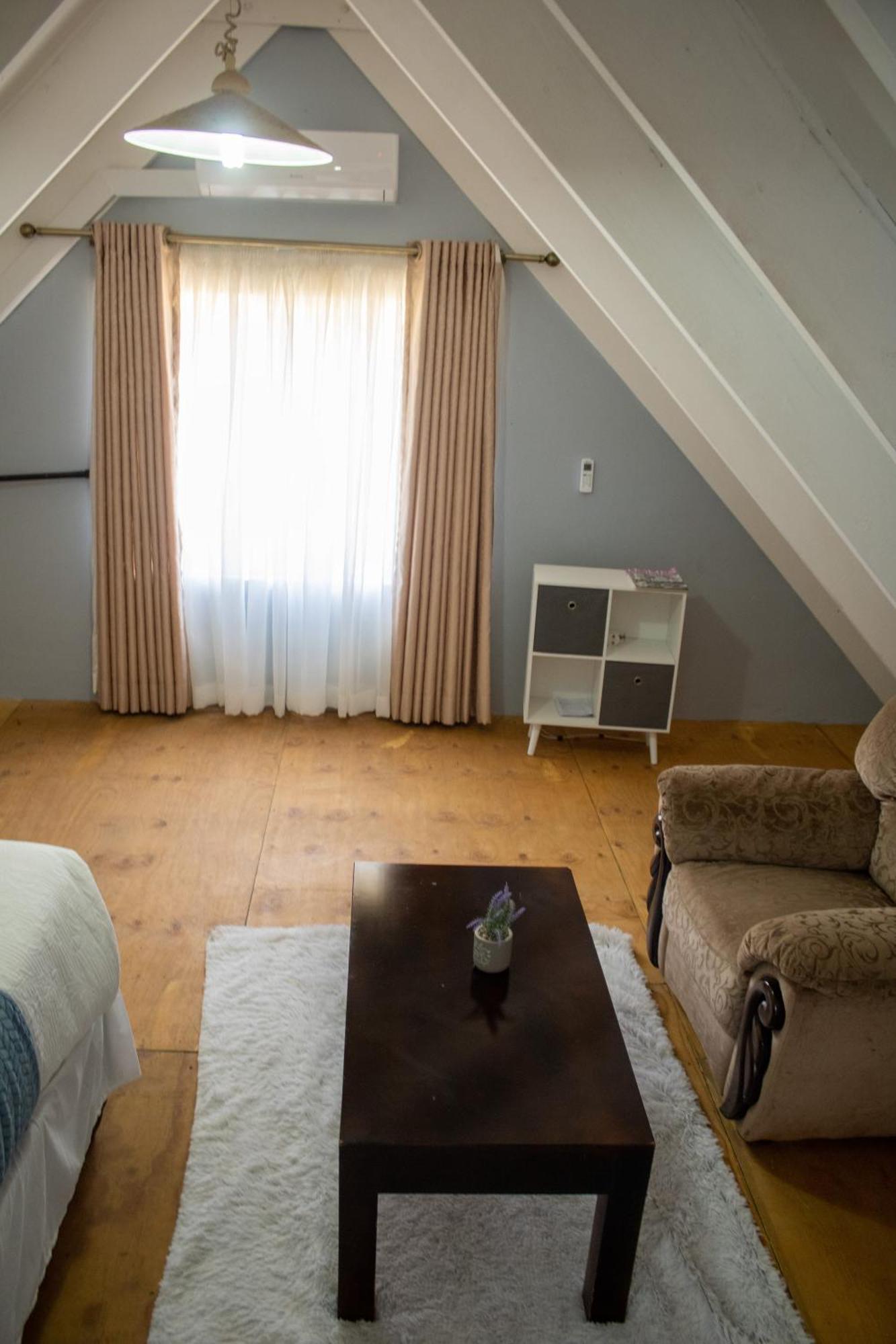 Rehoboth Ezulwini Suites Lobamba Екстериор снимка