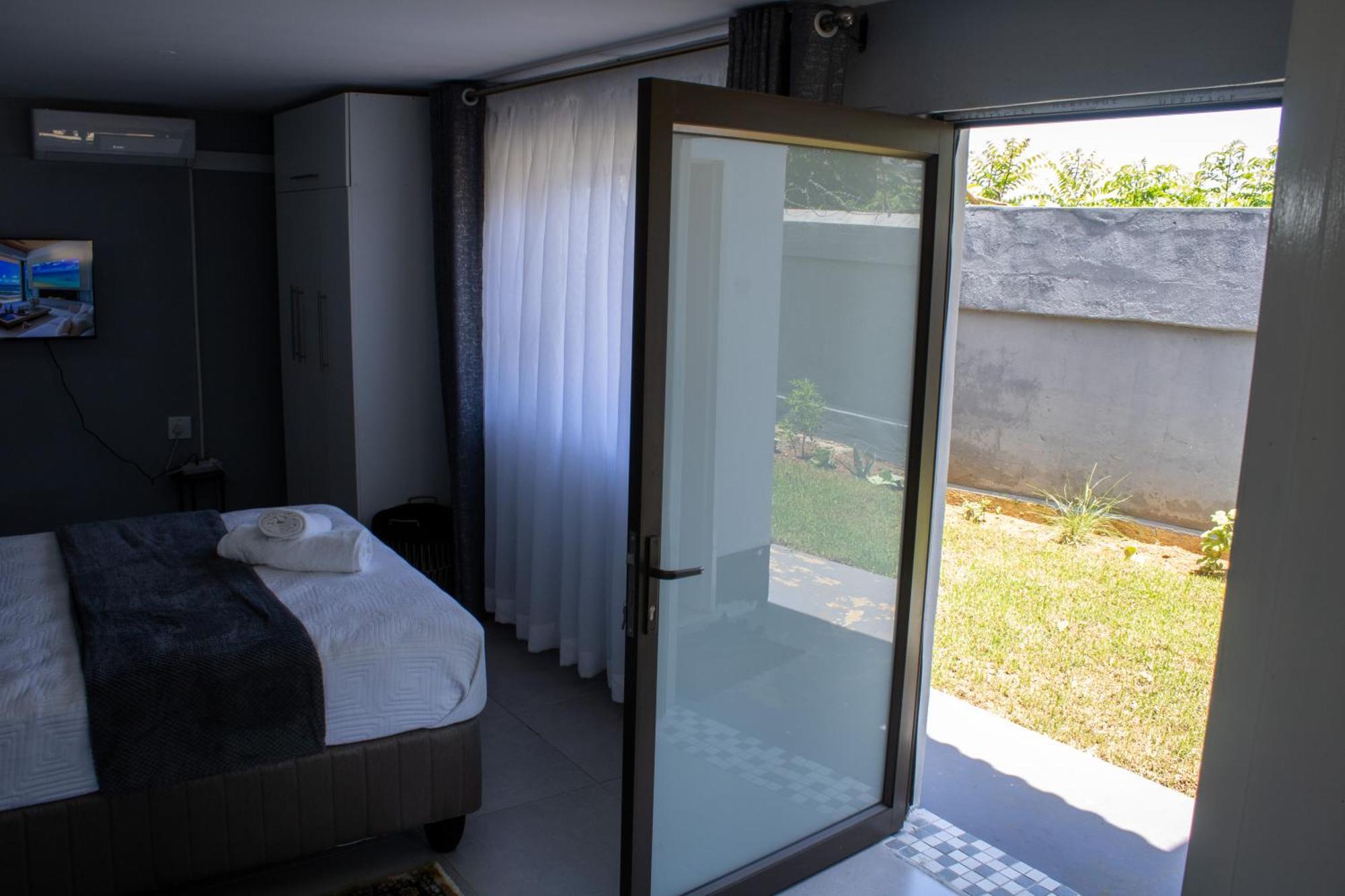 Rehoboth Ezulwini Suites Lobamba Екстериор снимка